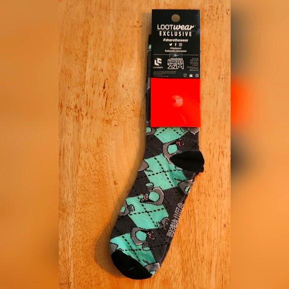 Invader Zim Novelty Crew Socks Unisex - Picture 2 of 3